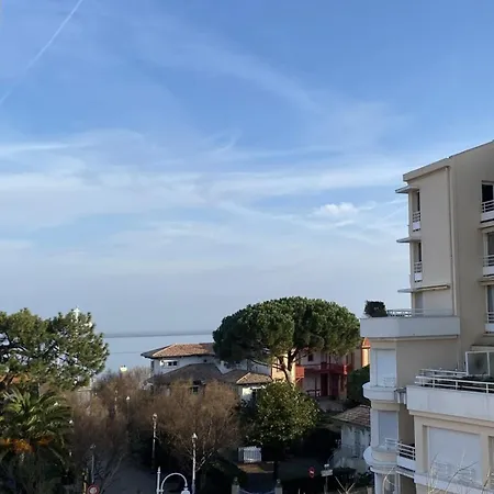Apartment Near The Sea *